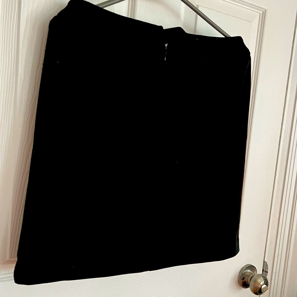 Premise studio Skirts size 4 .